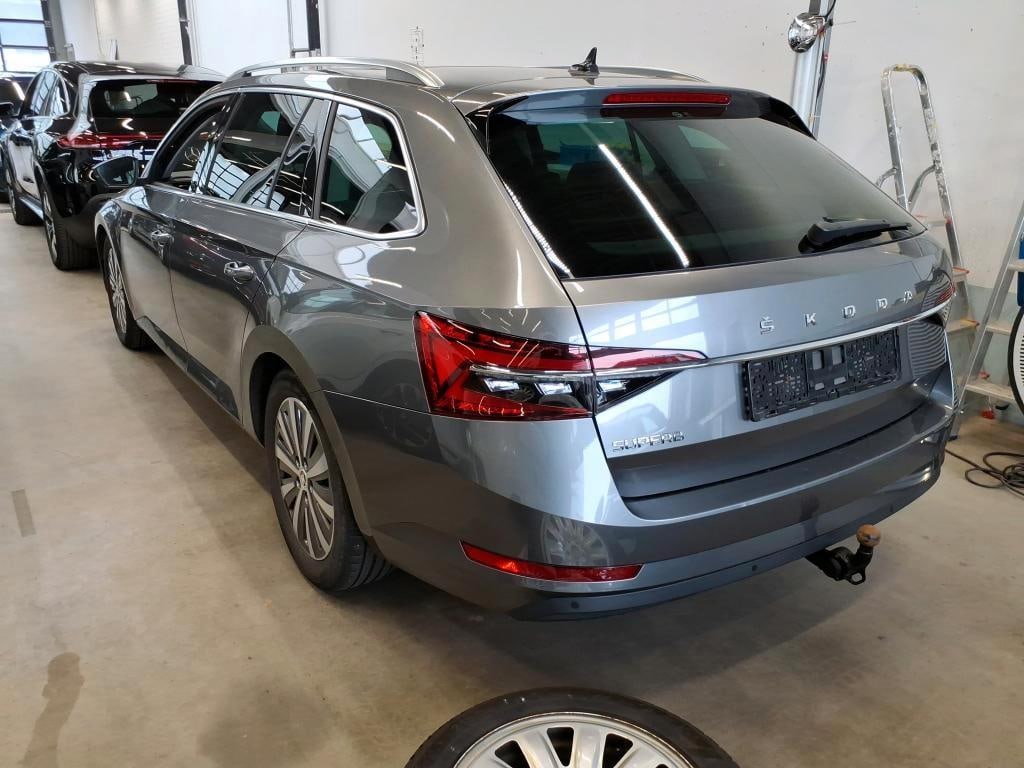 Skoda Superb 2.0 2023 3