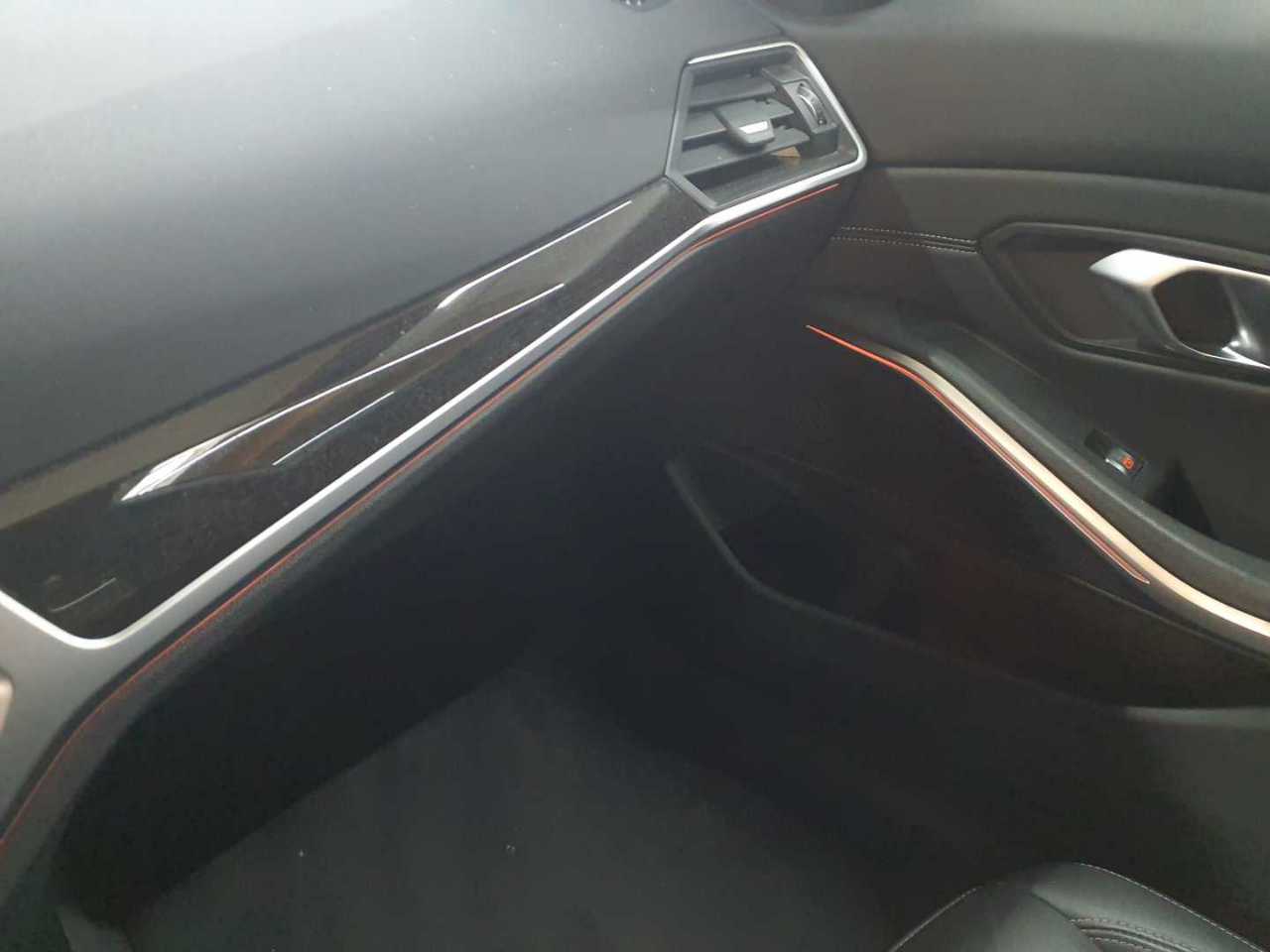 Bmw 330i xDrive Aut. Luxury Line 18