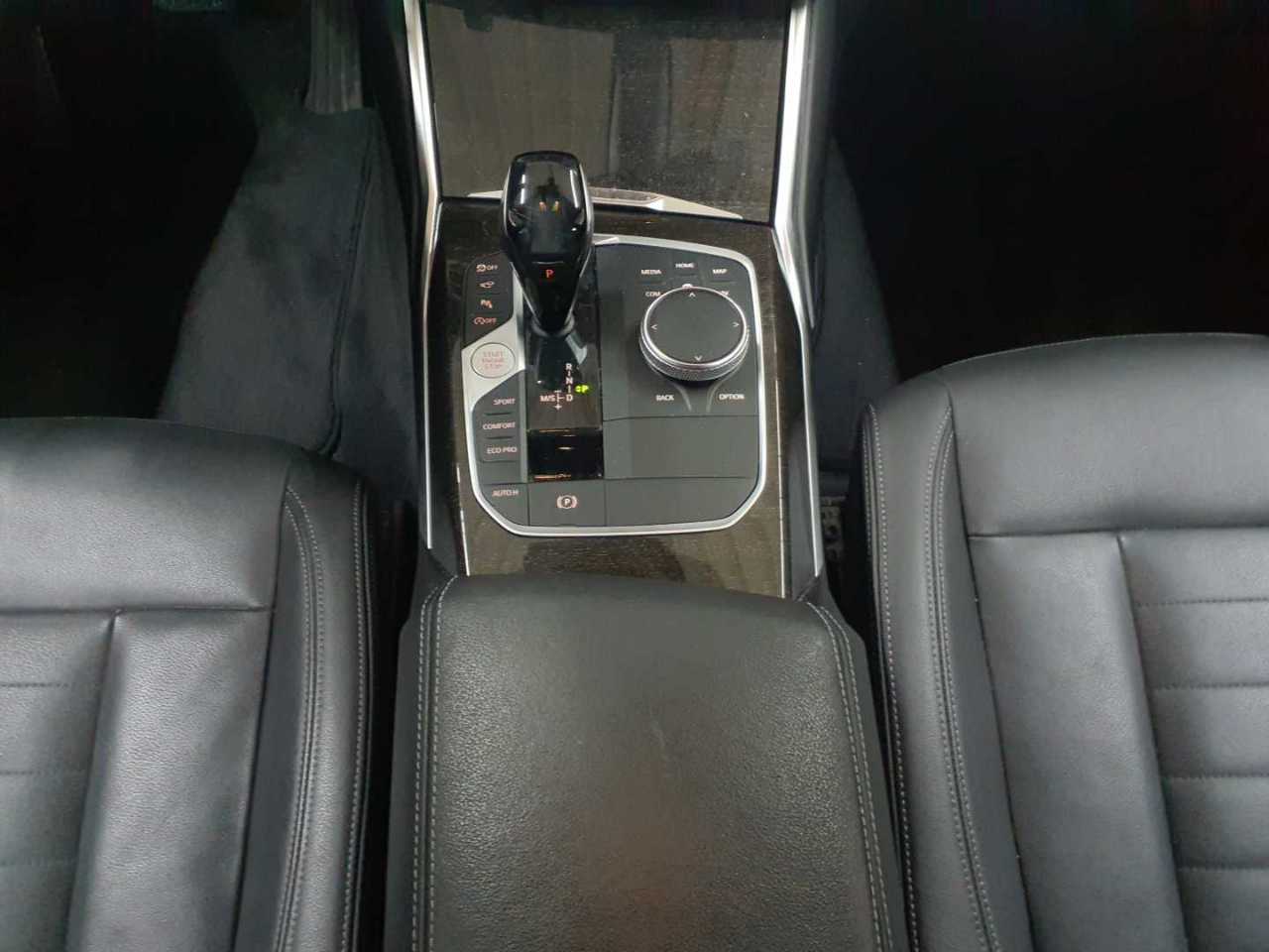 Bmw 330i xDrive Aut. Luxury Line 7
