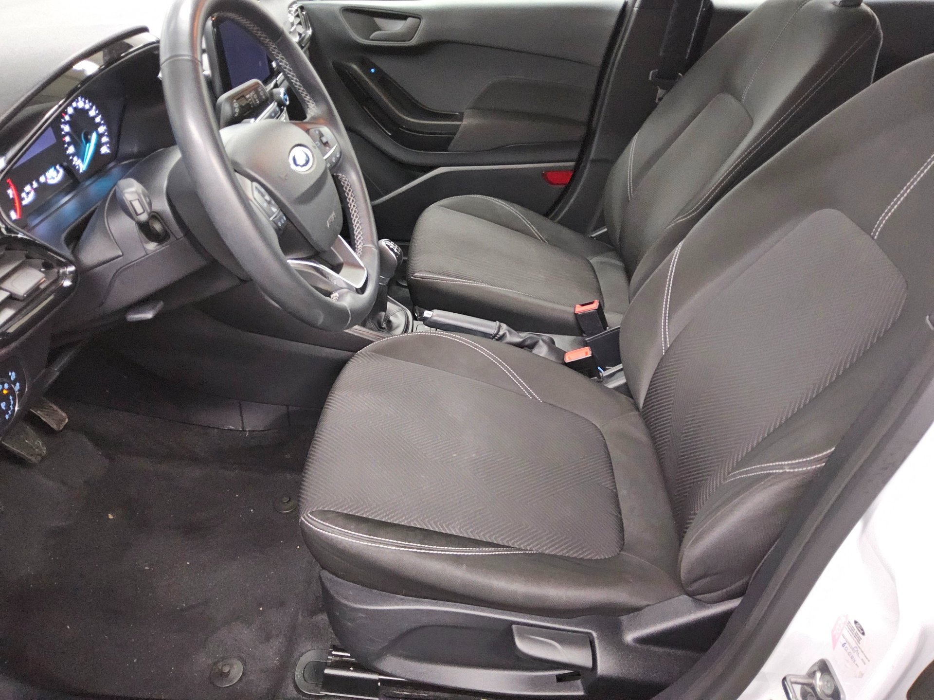 Ford Fiesta 1.0 Cool&Connect Navi LED Shz Tempomat 8