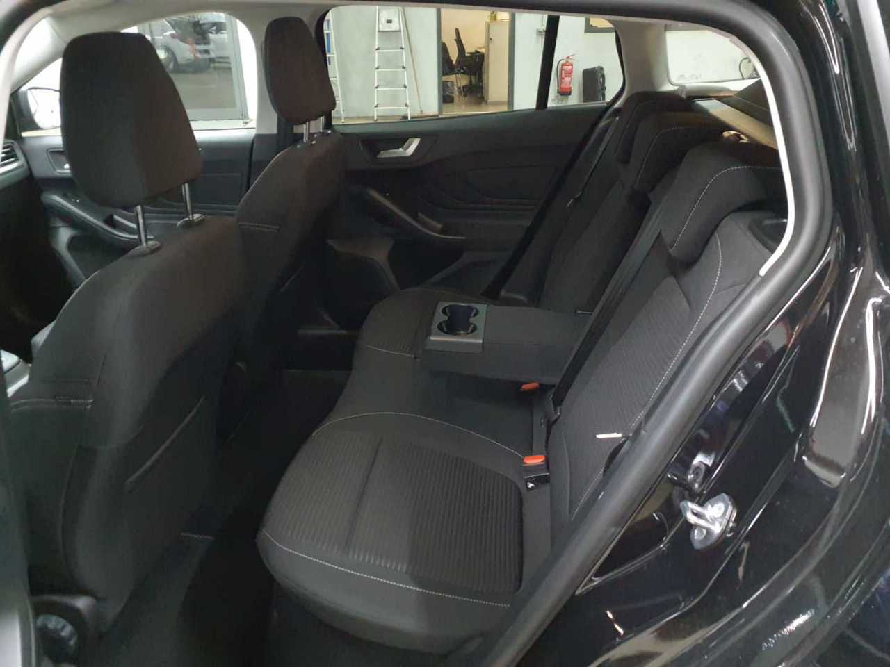 Ford Focus Turnier 1.0 EcoBoost Hybrid Aut. TITANIUM X 8