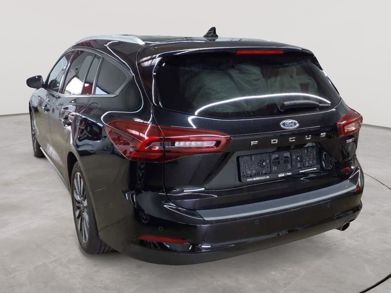 Ford Focus Turnier 1.0 EcoBoost Hybrid Aut. TITANIUM X 2
