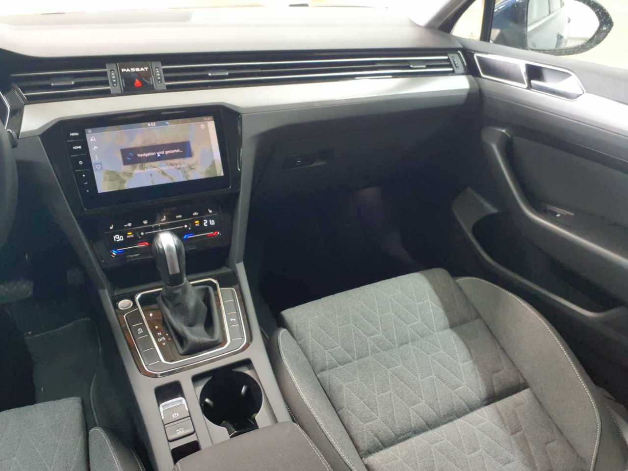 Vw Passat Variant 2.0 TDI SCR DSG 4Motion Business 6