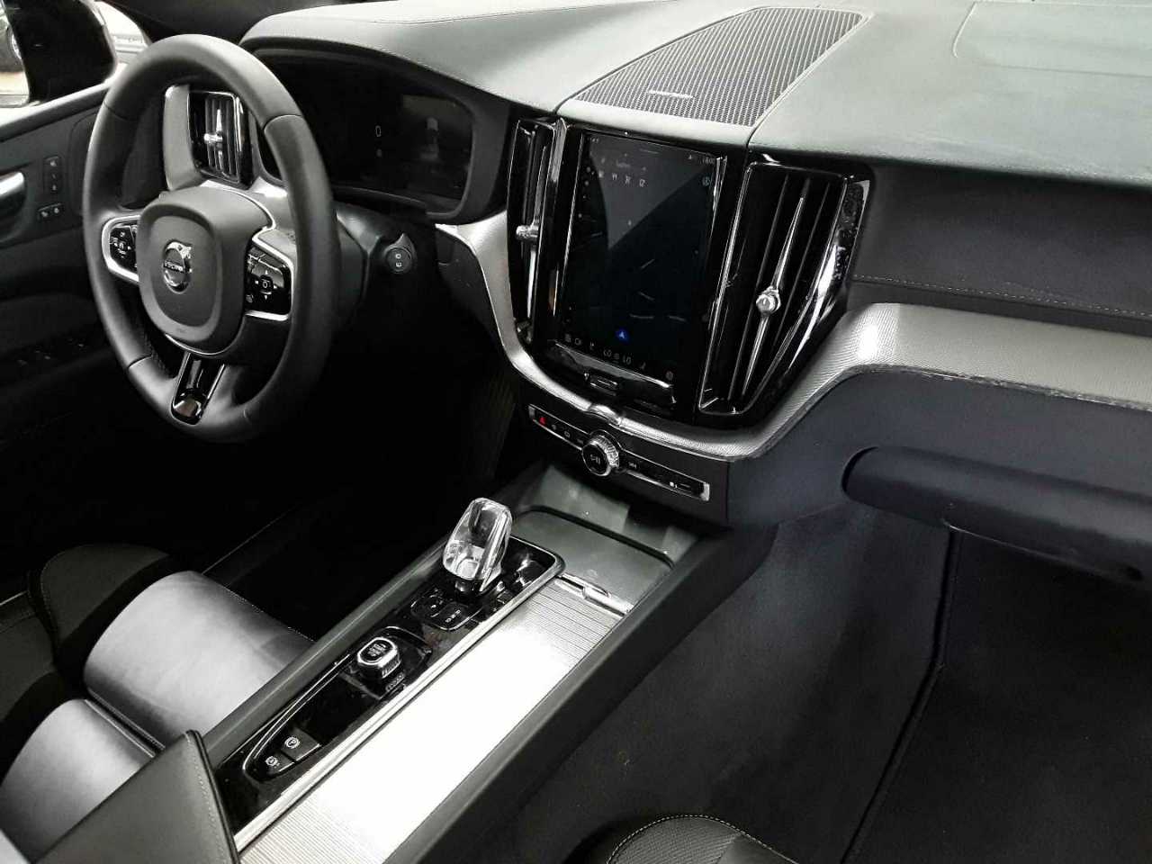 Volvo XC60 B4 D AWD Ultimate Dark 9