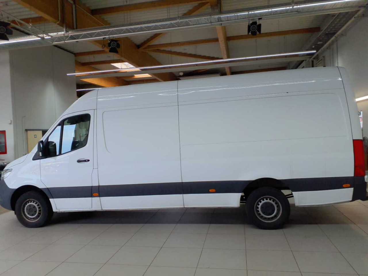 Mercedes-Benz 317 CDI Sprinter Lang HA 6