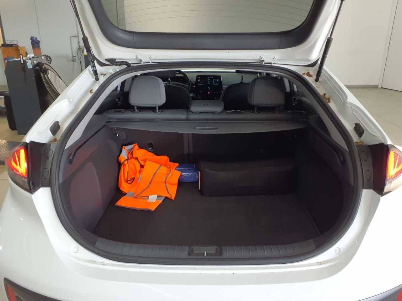 Hyundai IONIQ Elektro Style 9