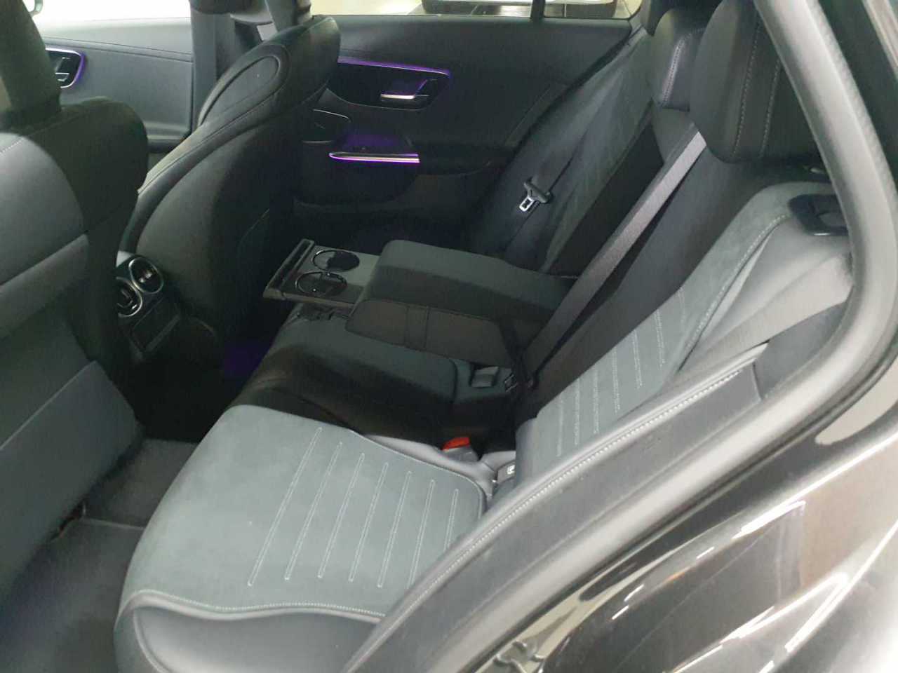 Mercedes-Benz C 220 d T 9G-TRONIC AMG Line 12