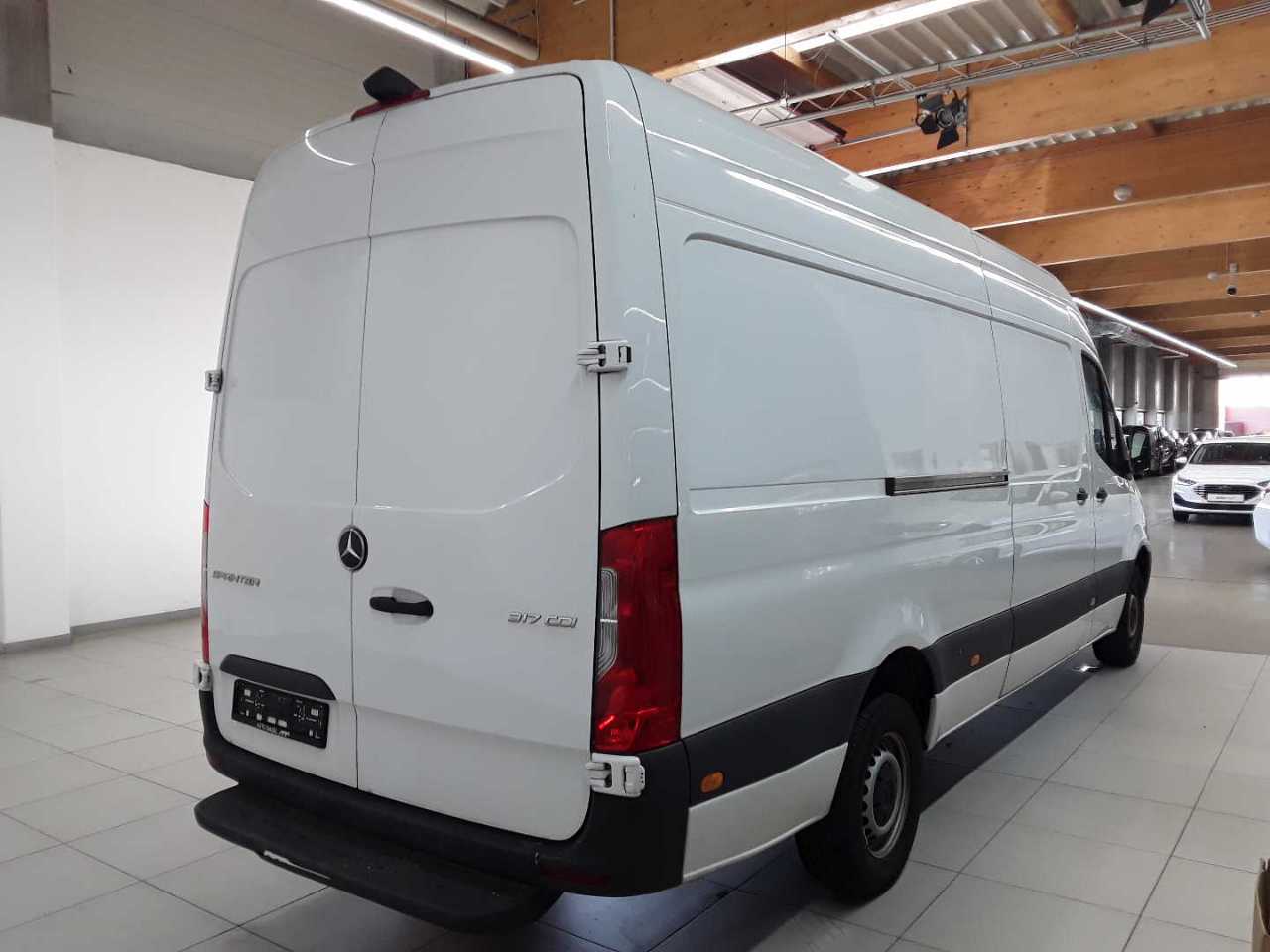 Mercedes-Benz 317 CDI Sprinter Lang HA 4