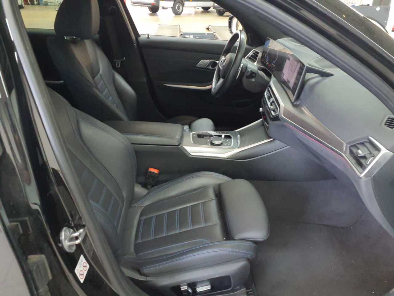 Bmw 330e Touring Aut. 14
