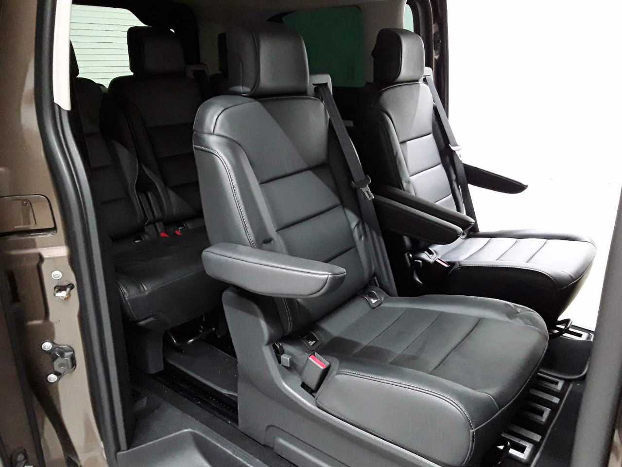 Citroen Spacetourer M 2.0 BlueHDi 145 S&S Business Lounge 9