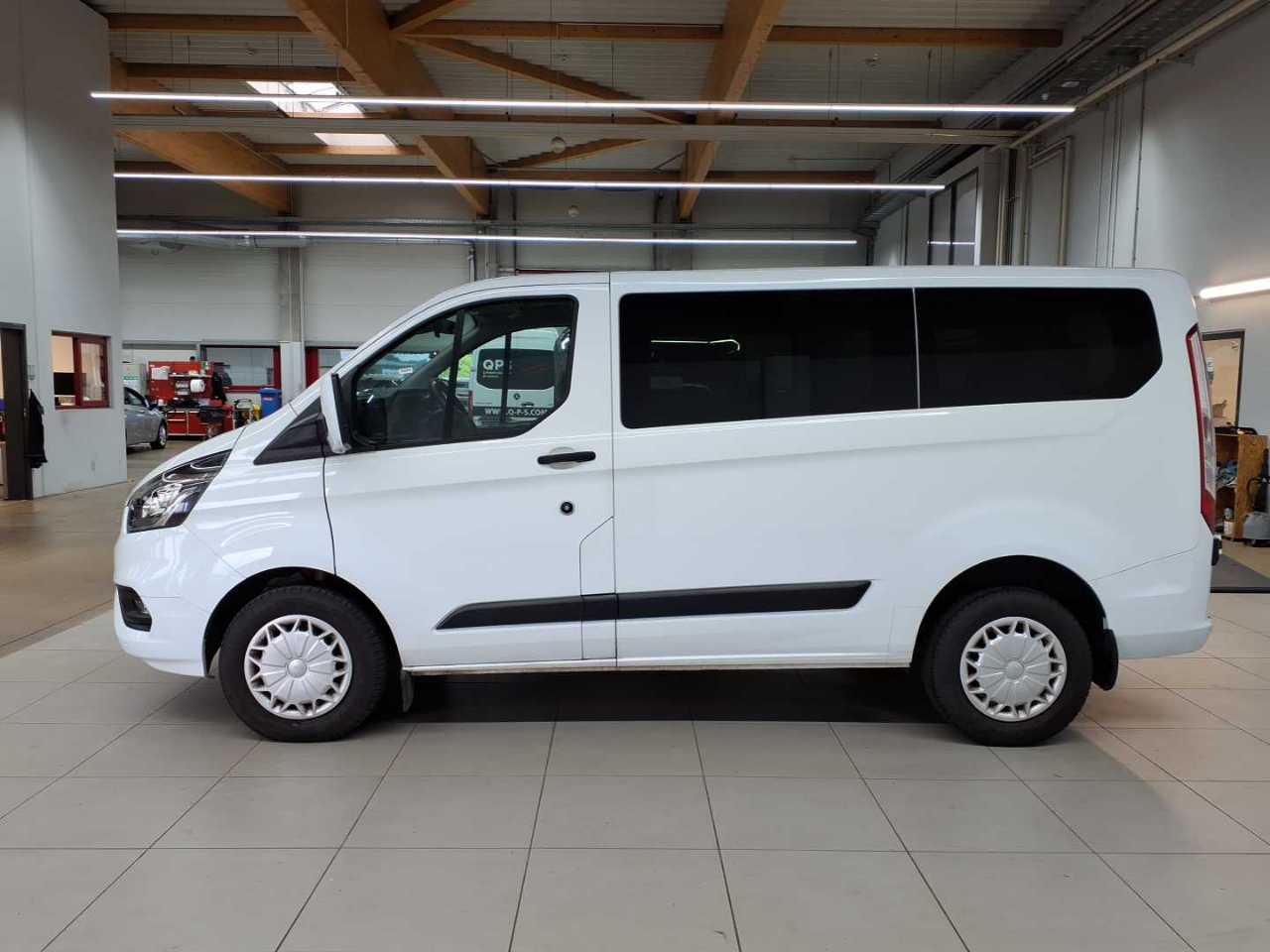 Ford Transit Custom 320 L1H1 VA Trend 6