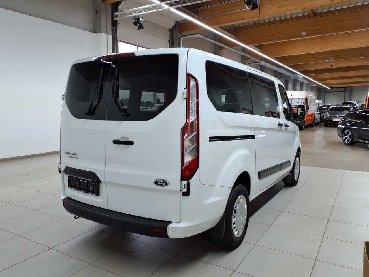 Ford Transit Custom 320 L1H1 VA Trend 4