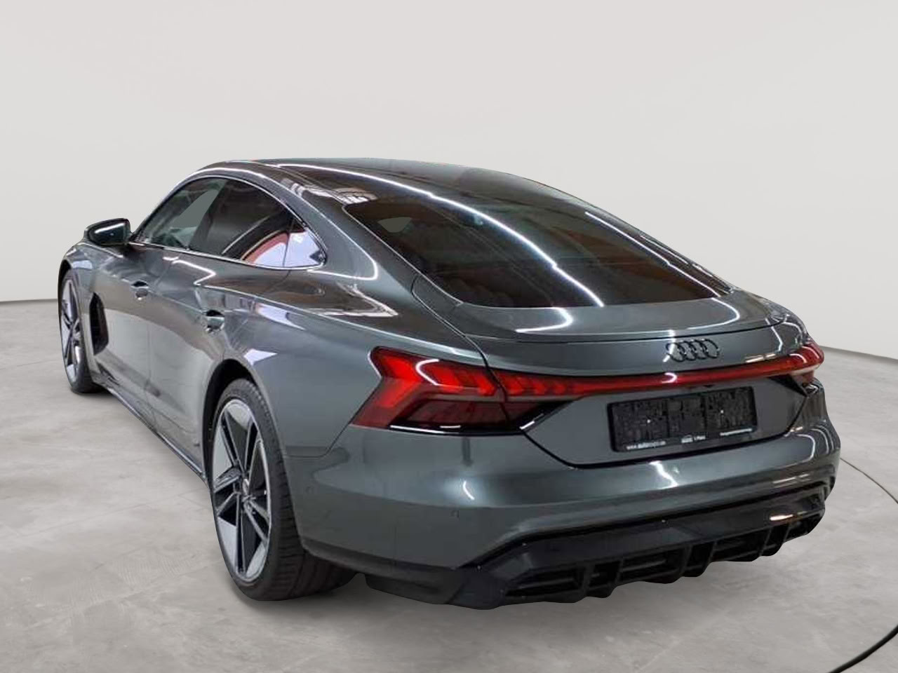 Audi e-tron GT quattro 5