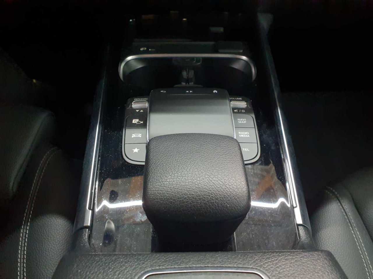 Mercedes-Benz GLA 220 d 8G-DCT Progressive 16