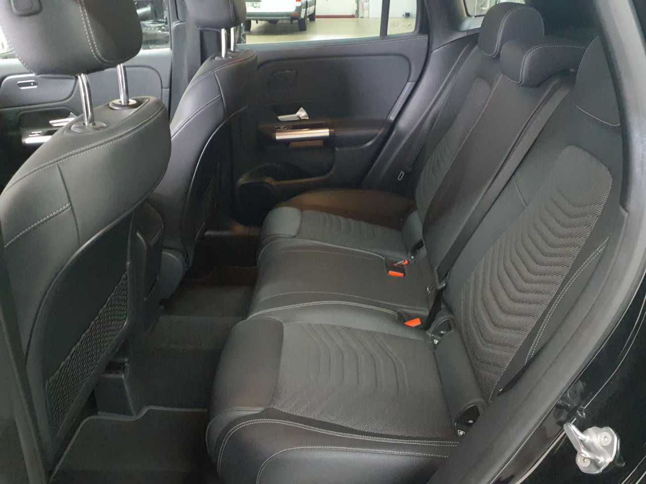 Mercedes-Benz GLA 220 d 8G-DCT Progressive 5