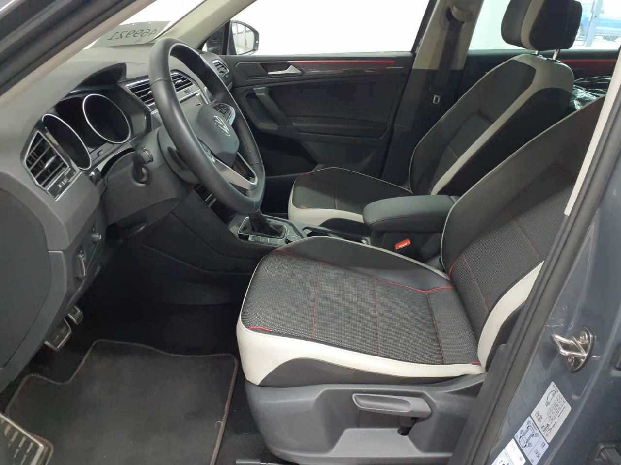 Vw Tiguan 2.0 TDI SCR 4MOTION DSG URBAN SPORT 3