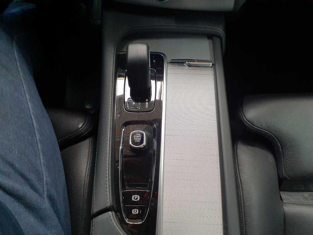 Volvo XC90 T8 AWD Recharge Ultimate Bright 10