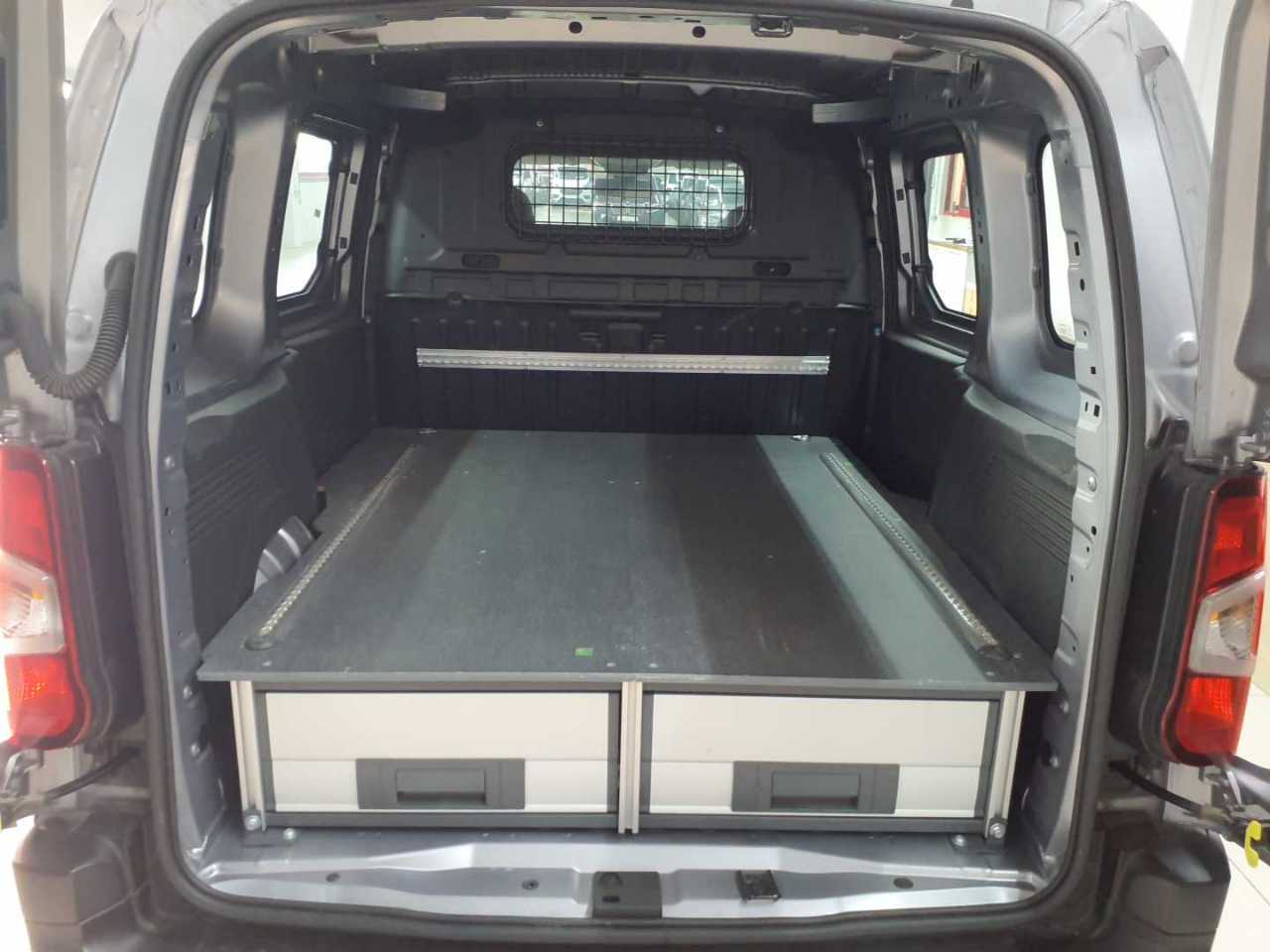 Opel Combo Cargo 1.2 DIT Edition 10