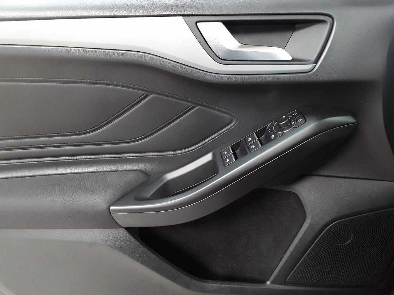 Ford Focus Turnier 1.5 EcoBlue Start-Stopp-System Aut. COOL&CONNECT 16