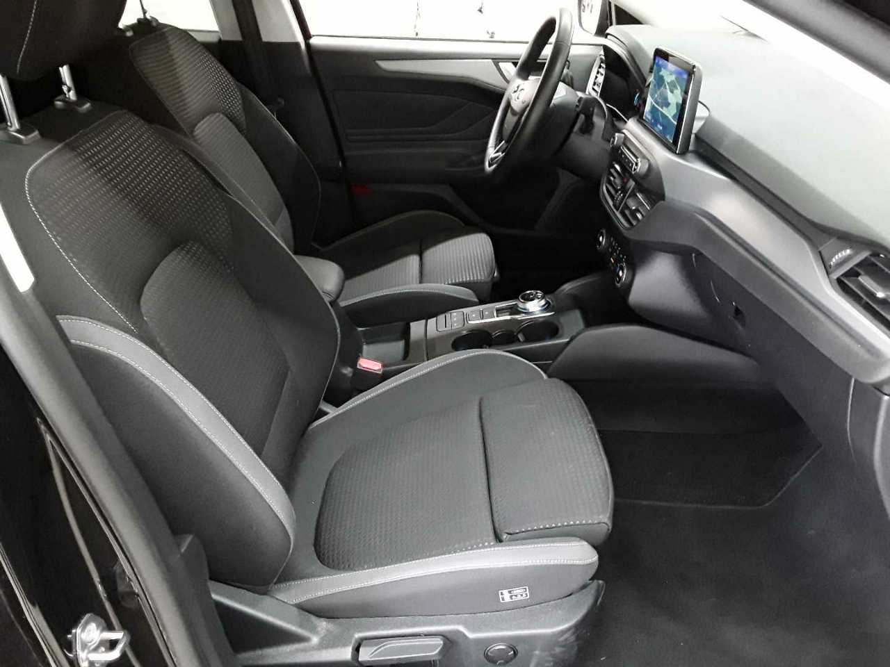 Ford Focus Turnier 1.5 EcoBlue Start-Stopp-System Aut. COOL&CONNECT 8