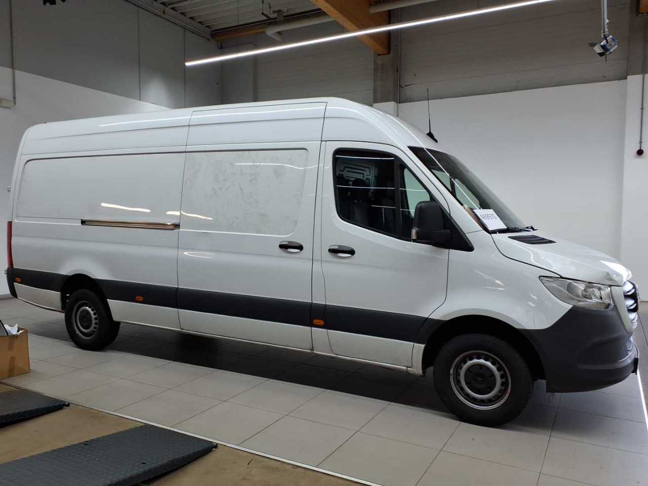 Mercedes-Benz 317 CDI Sprinter Lang HA 3