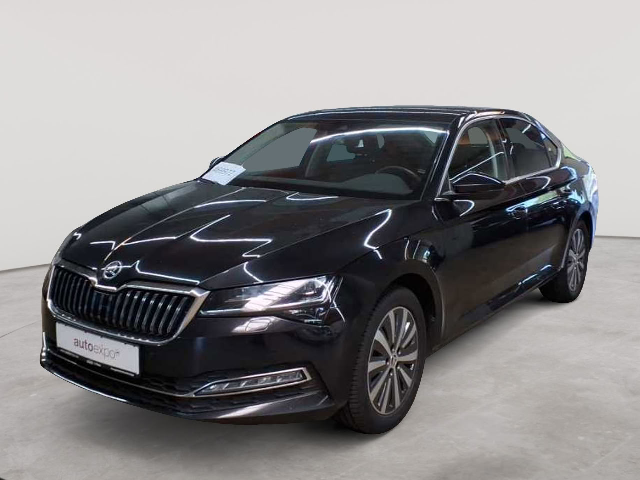 Skoda Superb 2.0 TDI DSG Premium Edition 2