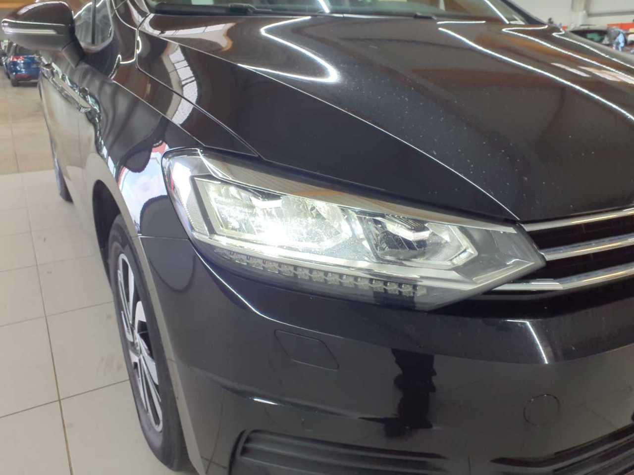 Vw Touran 2.0 TDI SCR DSG ACTIVE 14