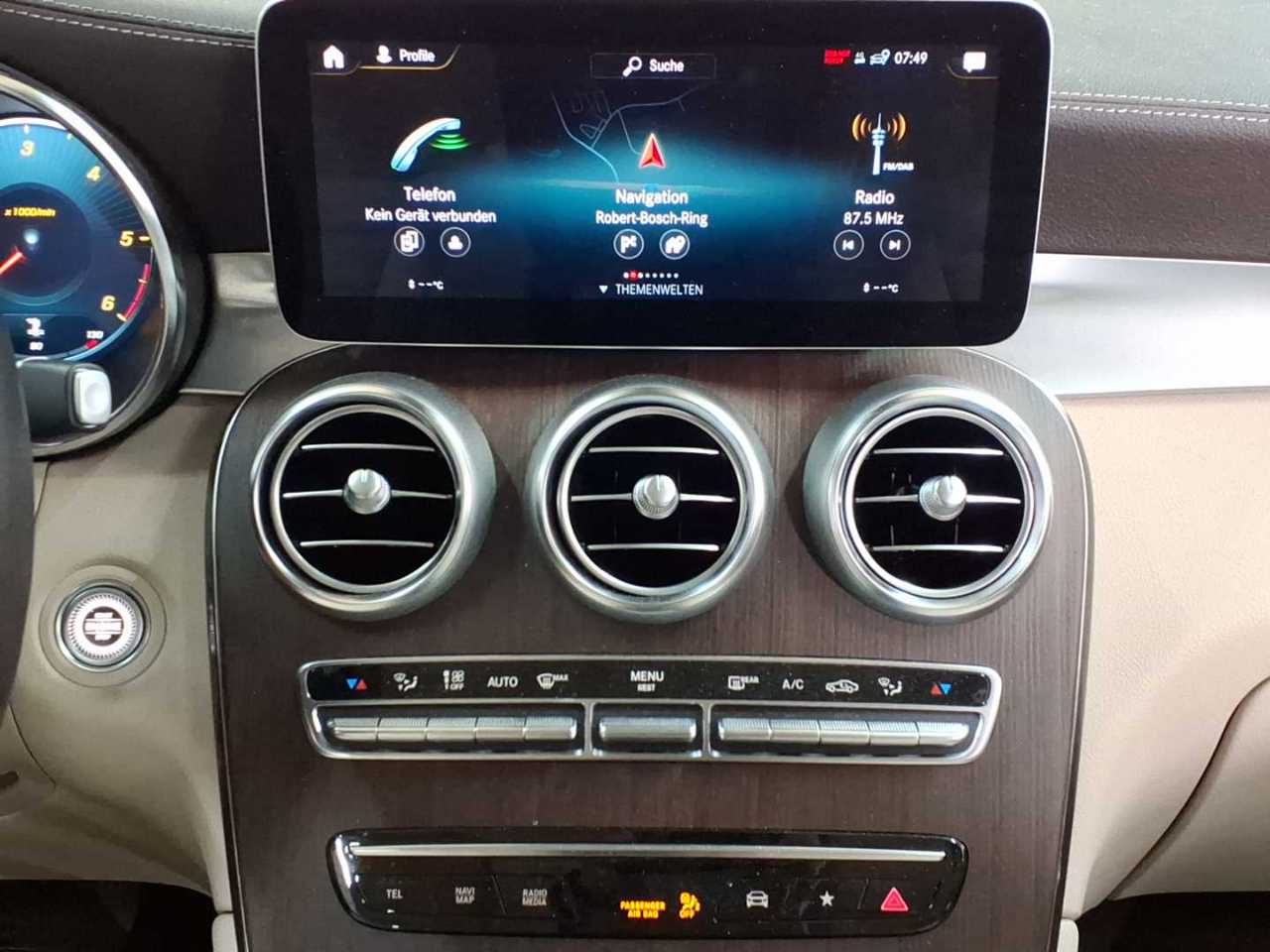 Mercedes-Benz GLC 400 d 4Matic 9G-TRONIC Exclusive 6