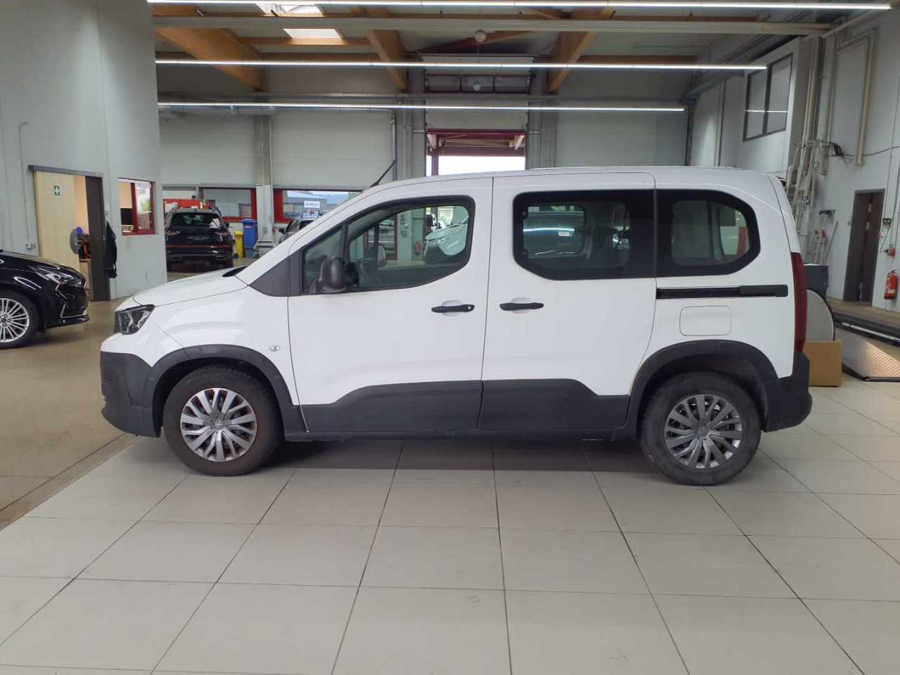 Peugeot Rifter PureTech 110 L1 Active Pack 6