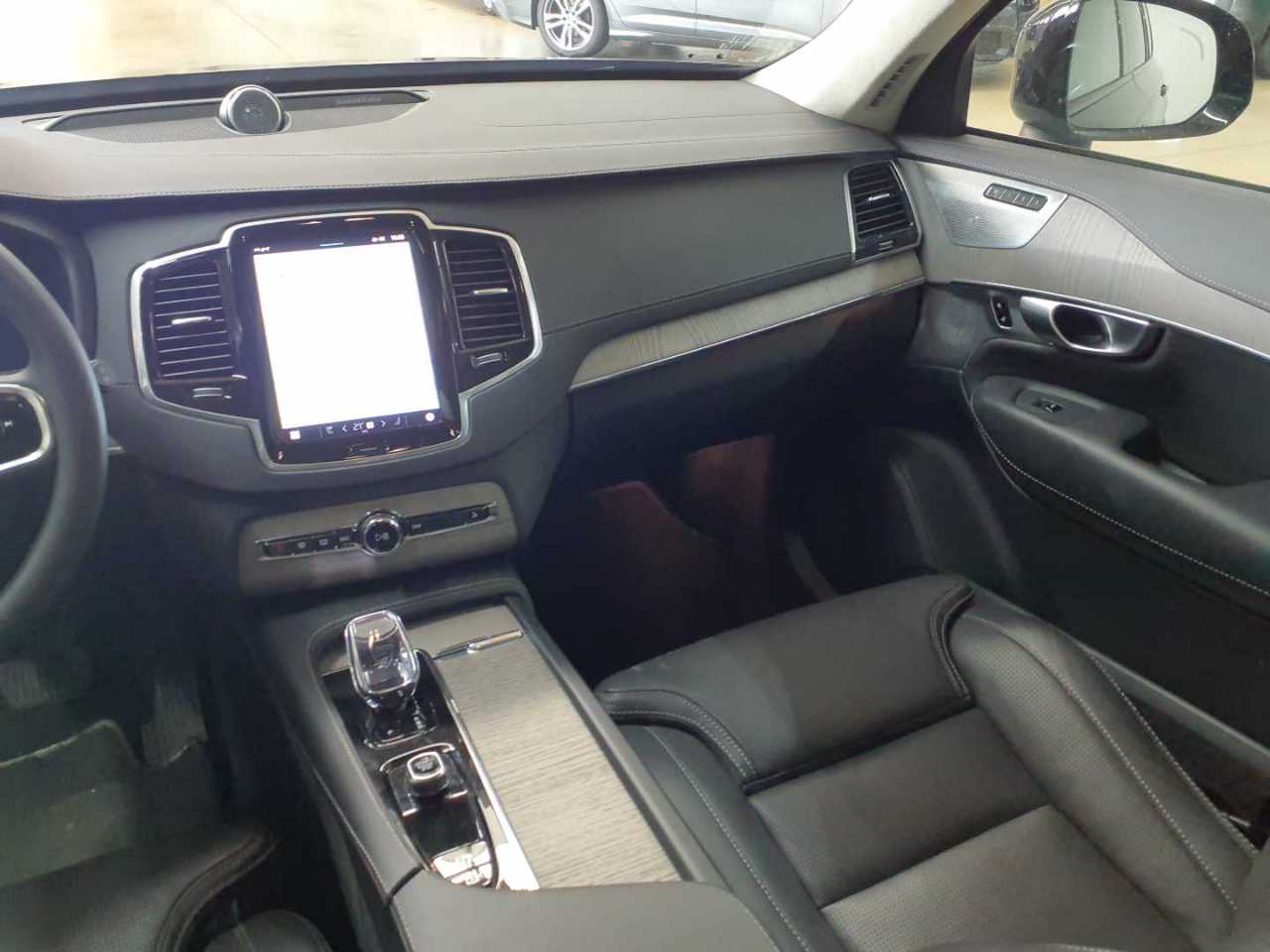 Volvo XC90 B5 B AWD Ultimate Dark 6