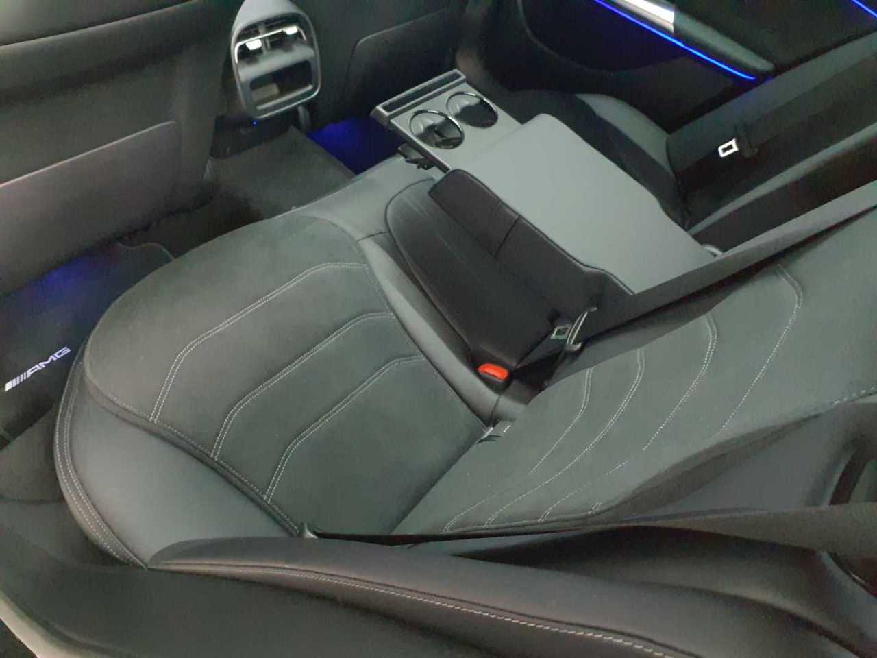 Mercedes-Benz E 220 d T 9G-TRONIC 8