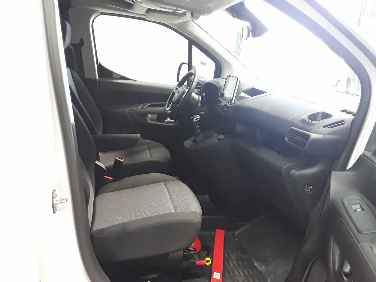 Opel Combo Cargo XL 1.5 D EHZ Edition 11