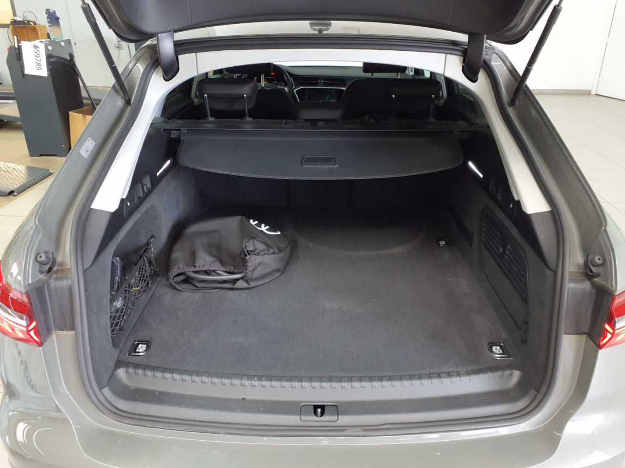 Audi A6 Avant 50 TFSI e quattro S tronic advanced 9