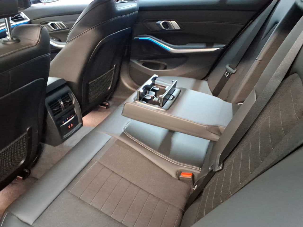 Bmw 330e Touring xDrive Aut. Sport Line 8