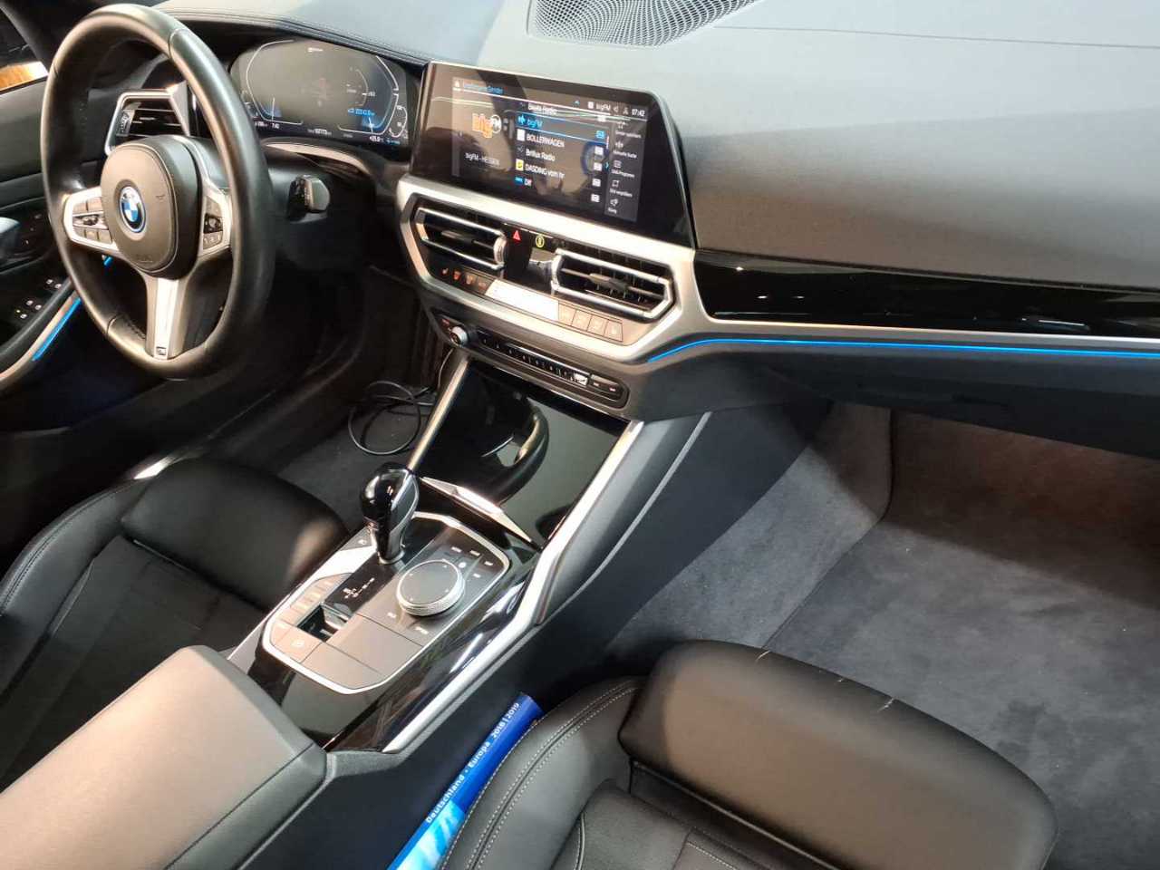 Bmw 330e Touring xDrive Aut. Sport Line 12