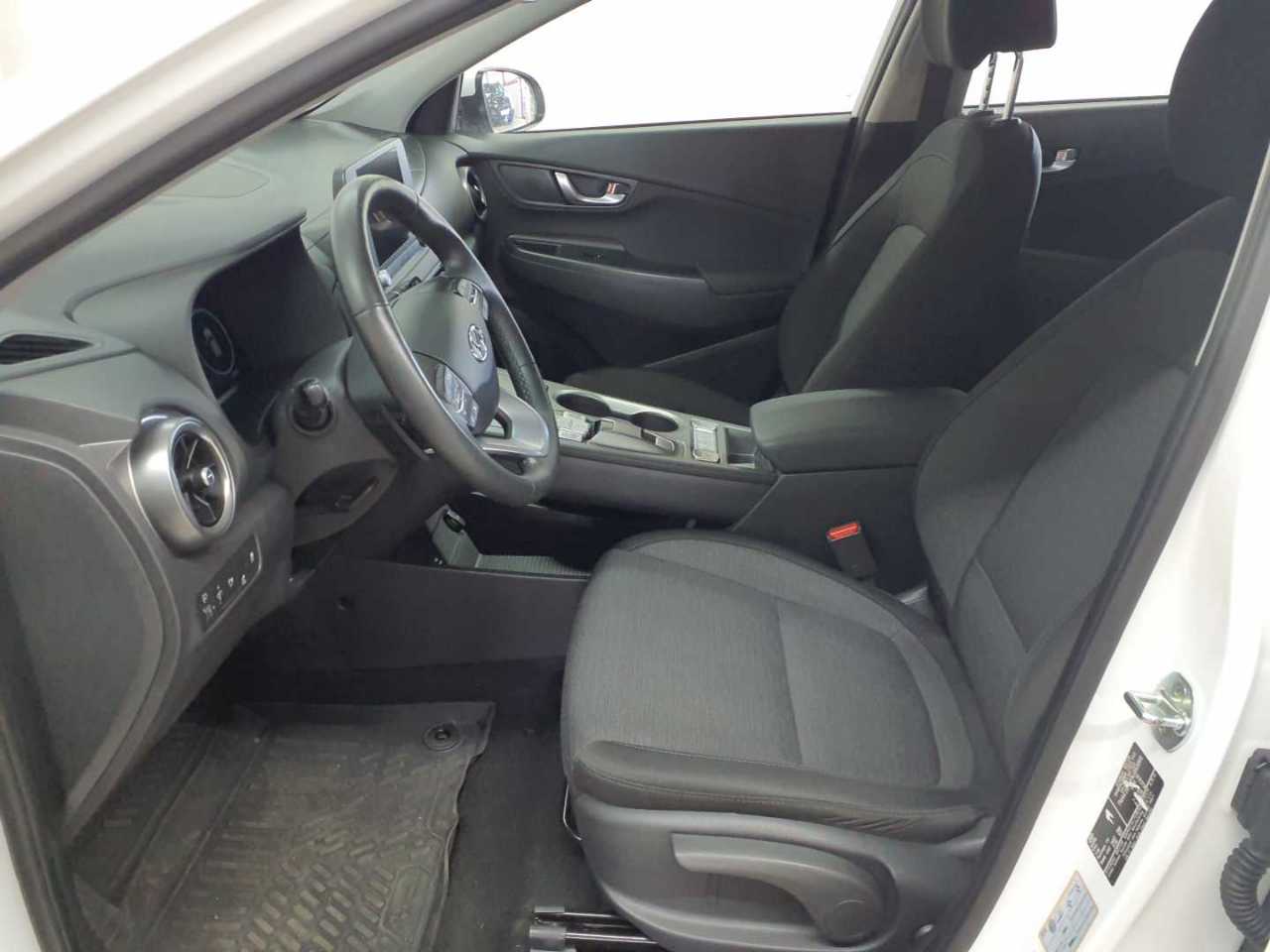 Hyundai KONA EV Select 3