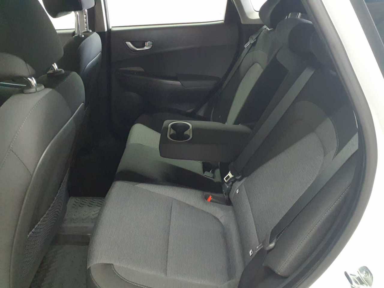 Hyundai KONA EV Select 5