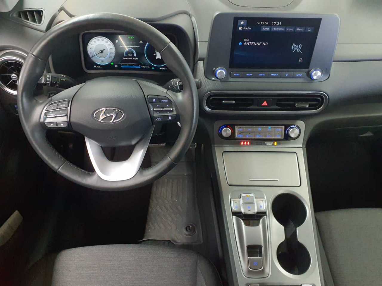 Hyundai KONA EV Select 7