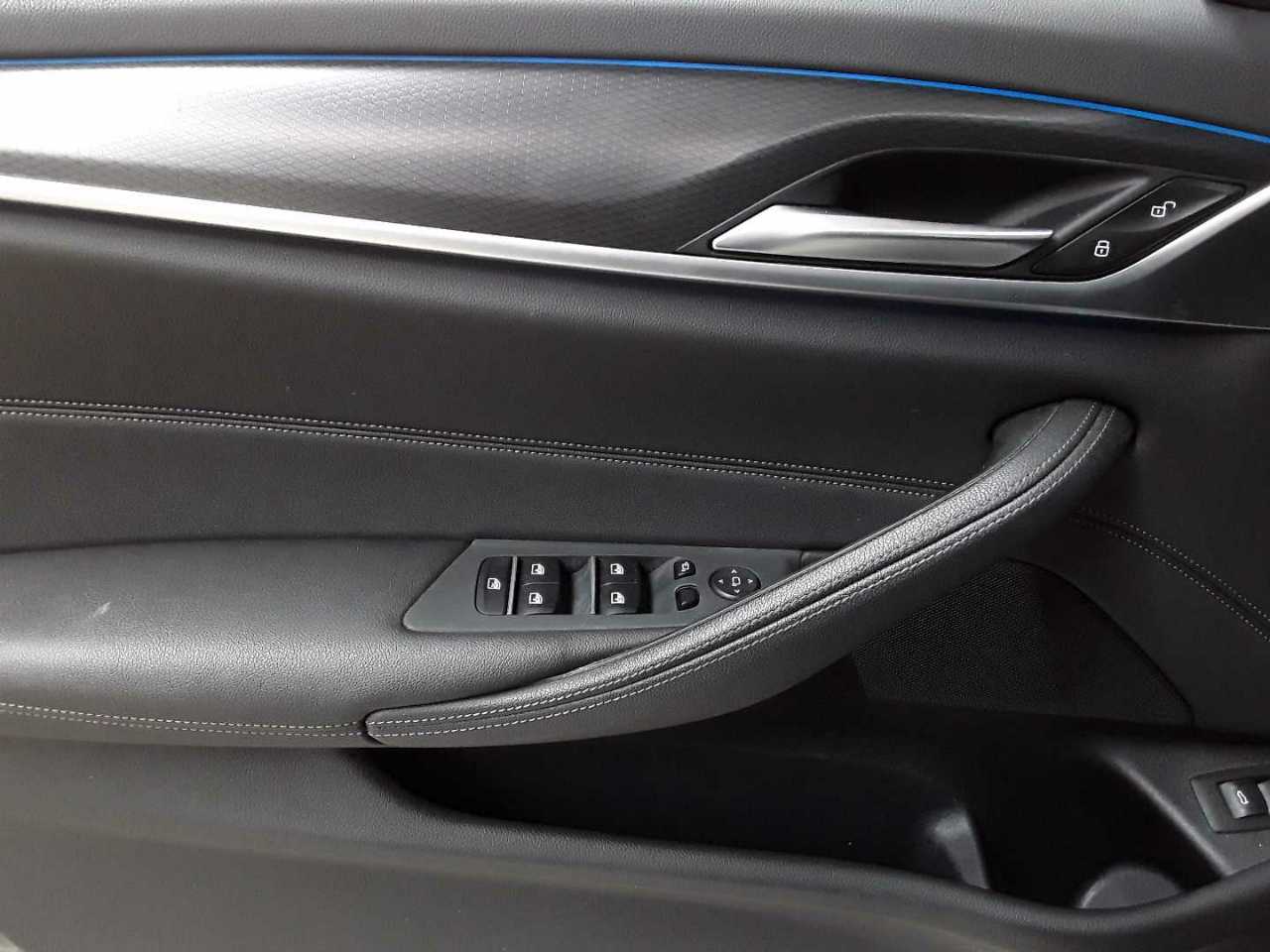 Bmw 530e xDrive Touring Aut. 4