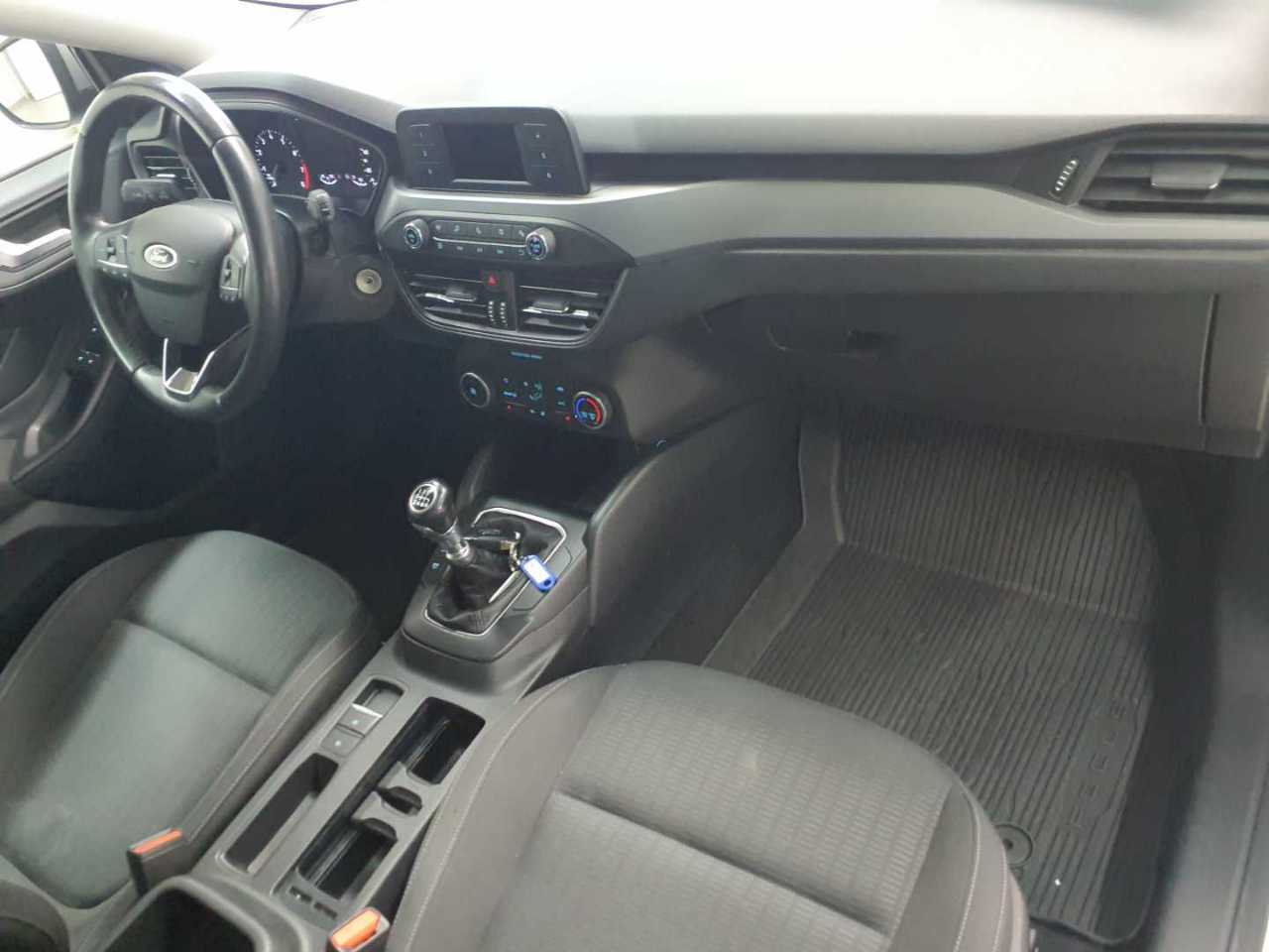 Ford Focus 1.0 EcoBoost Start-Stopp-System TREND 9