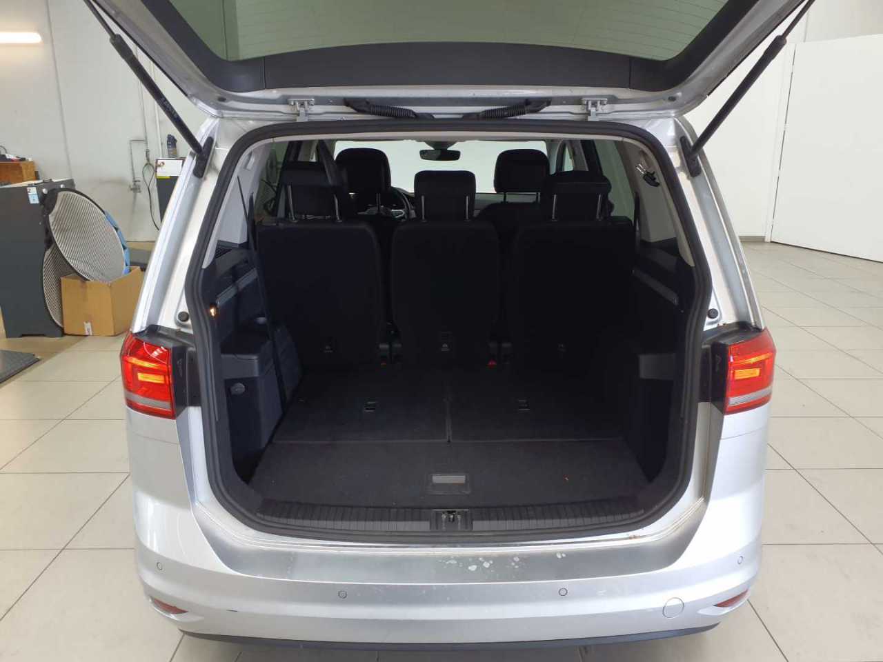 Vw Touran 2.0 TDI SCR Comfortline 8