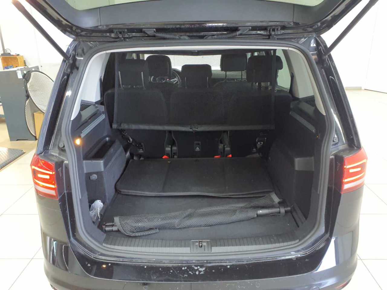 Vw Touran 2.0 TDI SCR DSG Highline 8