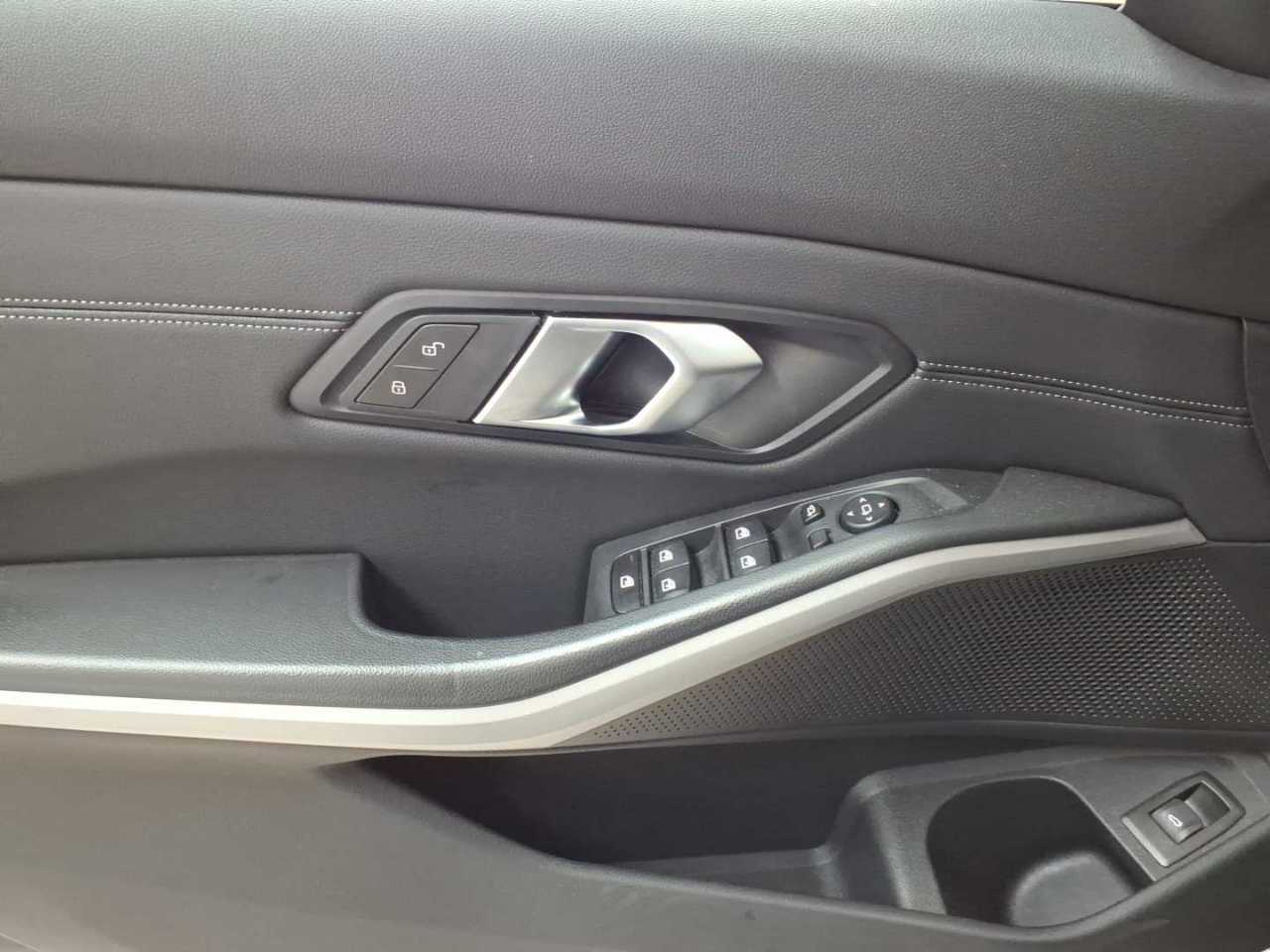 Bmw 320d Touring Aut. 4