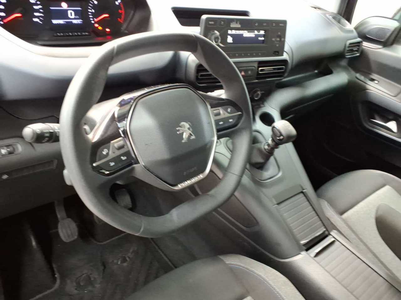 Peugeot Rifter BlueHDI 130 L1 Allure 11