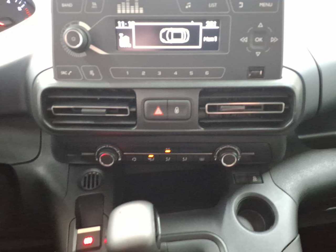 Peugeot Rifter BlueHDI 130 L1 Allure 14