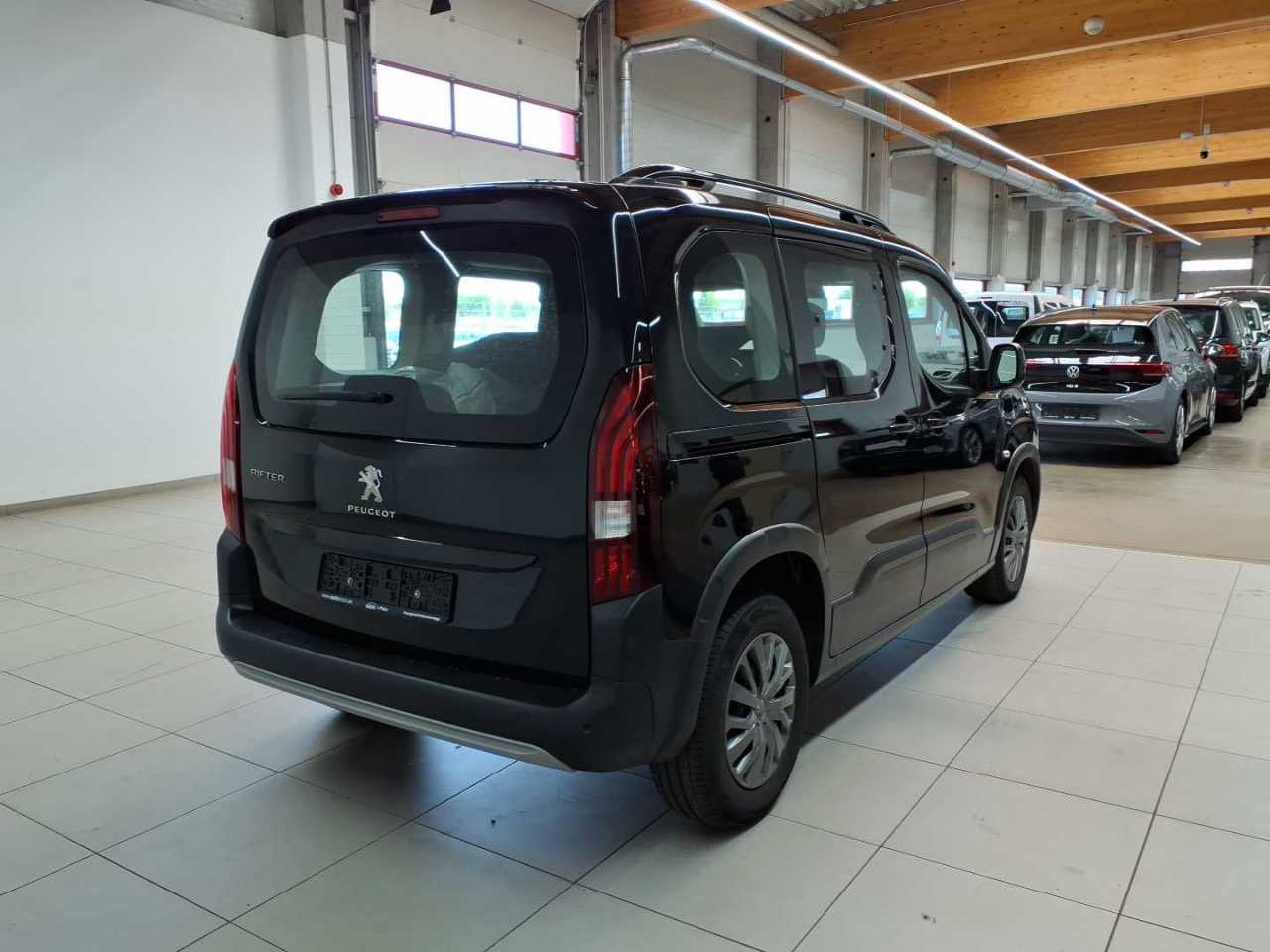Peugeot Rifter BlueHDI 130 L1 Allure 4