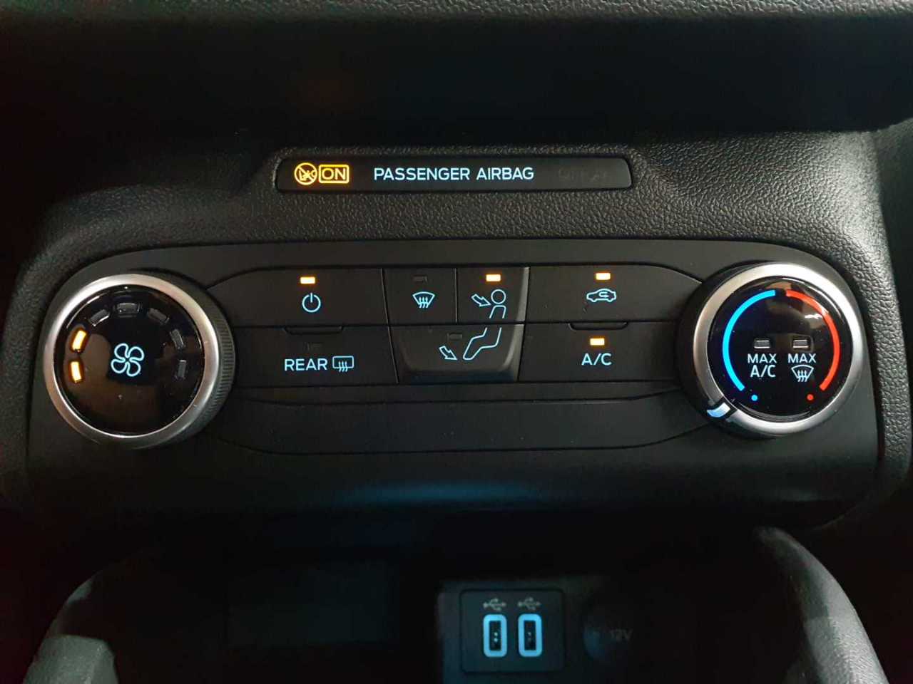 Ford Focus Turnier 1.5 EcoBlue Start-Stopp-System Aut. COOL&CONNECT 16