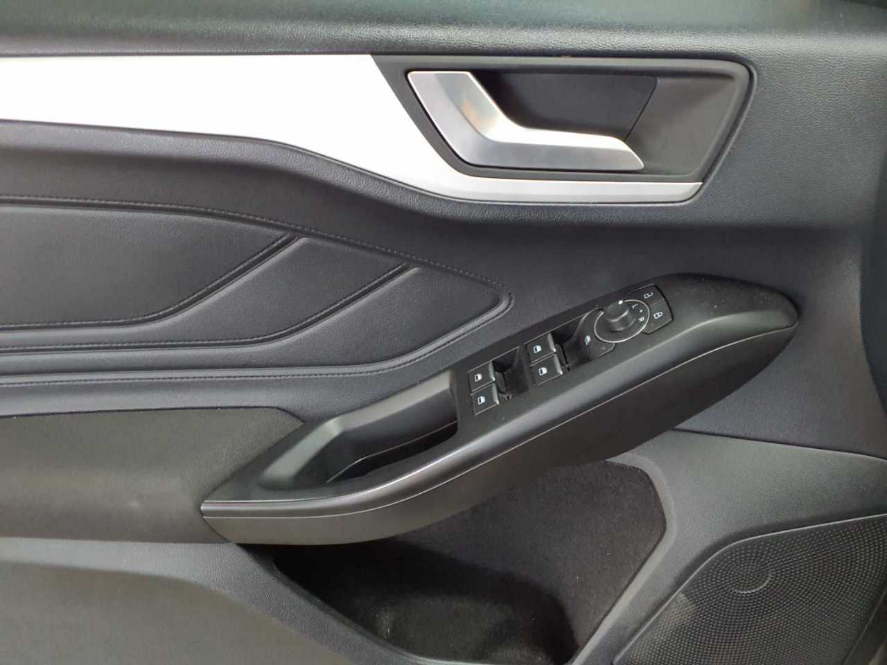 Ford Focus Turnier 1.5 EcoBlue Start-Stopp-System Aut. COOL&CONNECT 4