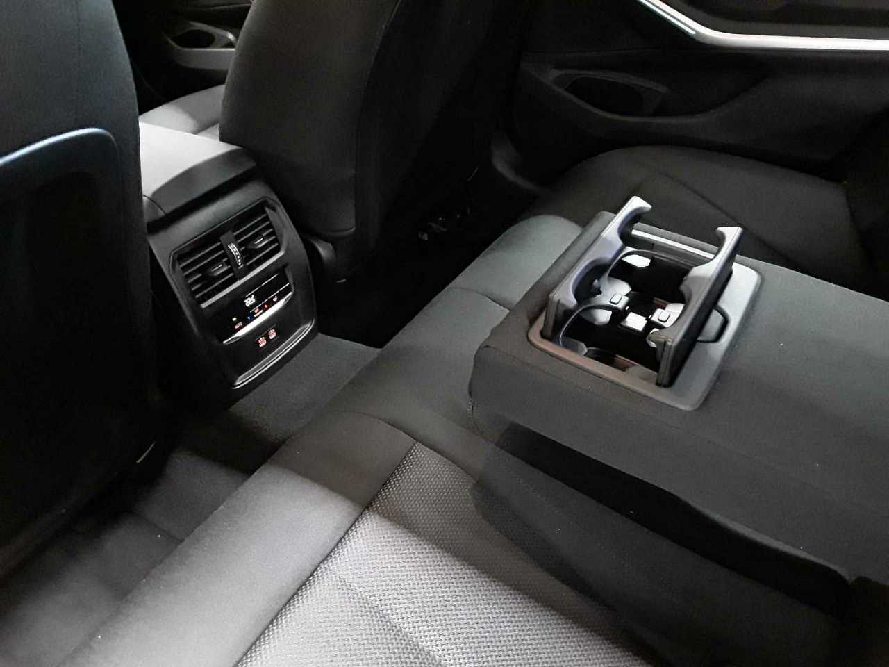 Bmw 320d Aut. 8