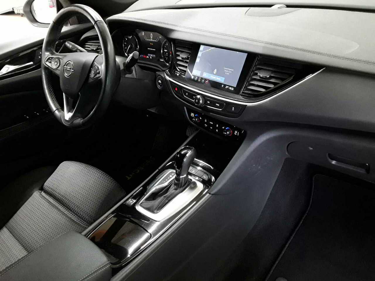 Opel Insignia Sports Tourer 2.0 Diesel Aut. Business 12
